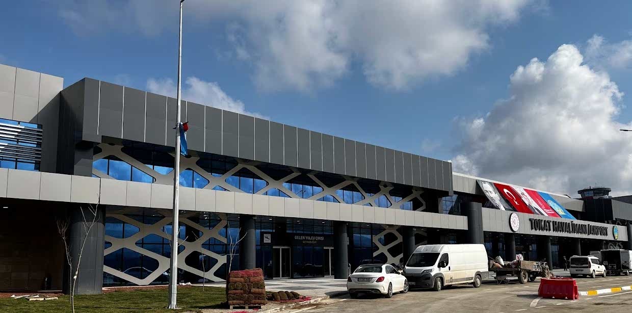 İÇ MEKAN - DIŞ MEKAN BİTKİSEL PEYZAJ UYGULAMASI